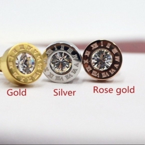 Adrienne Jewelry - 🔥Pl2🔥Roman Studsw/White Sapphire& Roman Numerals